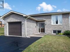 152 NICHOLAS STREET Quinte West Ontario, K8V 6B2