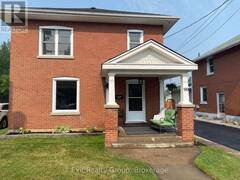 90 BYRON STREET Quinte West Ontario, K8V 2Y2