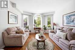 1 GLENCEDAR CRESCENT | Whitby Ontario | Slide Image Ten