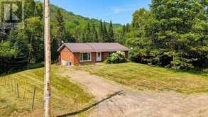 30871 HWY 28 HIGHWAY | Bancroft Ontario | Slide Image Forty-eight