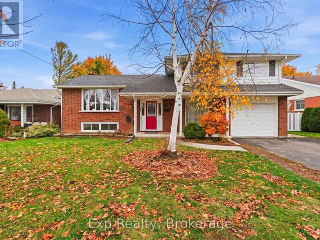 15 THORNCLIFFE DRIVE Belleville Ontario, K8P 4L3 - 3 Bedrooms Home For Sale