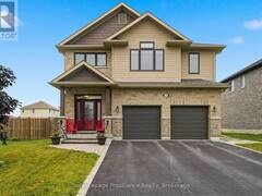 32 WALNUT CRESCENT Belleville Ontario, K8N 0E4
