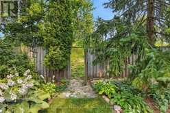 18 MADILL CRESCENT | Lindsay Ontario | Slide Image Forty-six