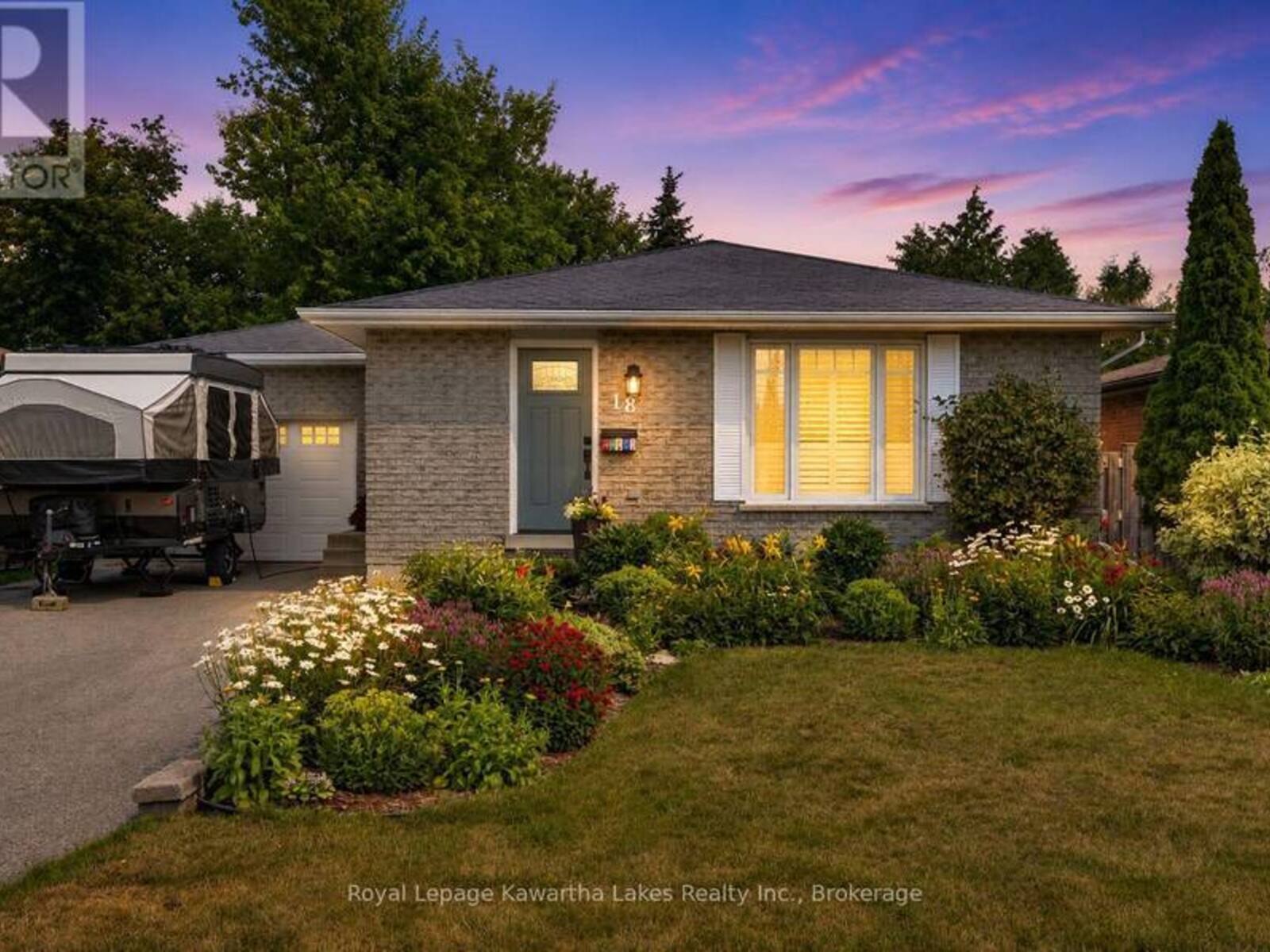 18 MADILL CRESCENT, Lindsay, Ontario K9V 5W8