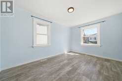38 OAK STREET | Belleville Ontario | Slide Image Nine
