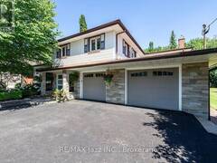 624 ROSELAWN AVENUE Oshawa Ontario, L1L 1B2