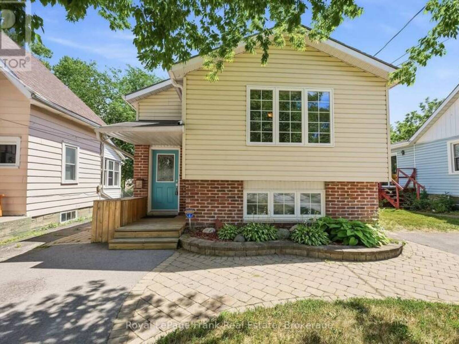 25 BARBARA STREET, Quinte West, Ontario K8V 1Z6
