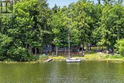 442 ISLAND 7 STONEY LAKE | North Kawartha Ontario | Slide Image Nine