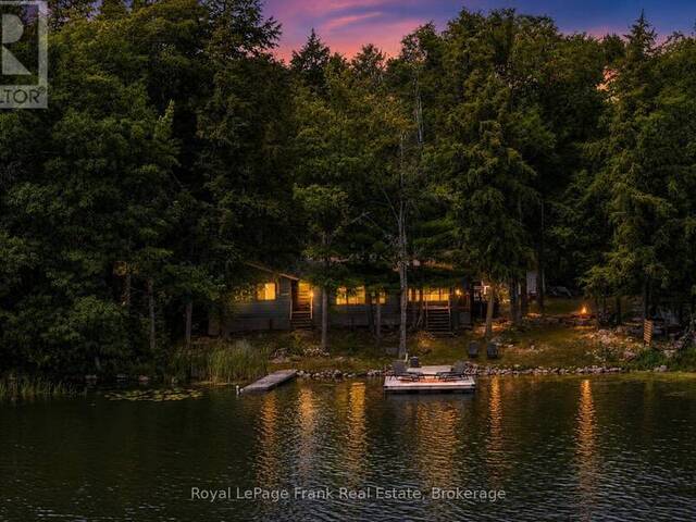 442 ISLAND 7 STONEY LAKE North Kawartha Ontario, K0L 2H0 - 4 Bedrooms Waterfront Home For sale