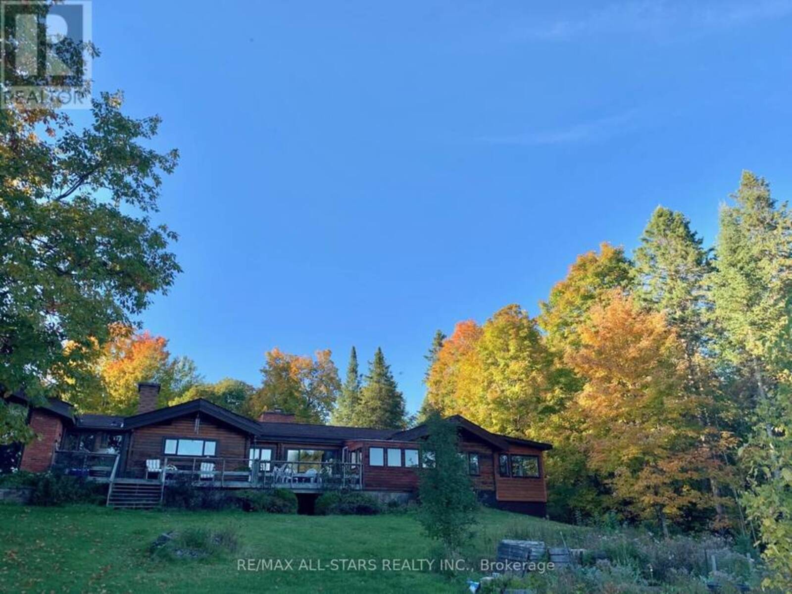 213 CONNEMARA LANE, Greater Madawaska, Ontario K0J 2R0