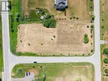 1 BAGSHAW CRESCENT | Uxbridge Ontario | Slide Image Thirteen