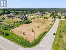 1 BAGSHAW CRESCENT | Uxbridge Ontario | Slide Image Three