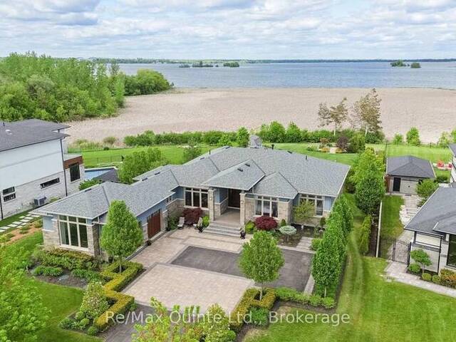 89 NAVIGATION DRIVE Belleville Ontario, K8N 0G1 - 4 Bedrooms Waterfront Home For sale