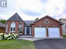 30 HEARTWOOD DRIVE | Belleville Ontario | Slide Image Two
