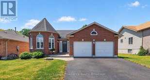 30 HEARTWOOD DRIVE | Belleville Ontario | Slide Image Four