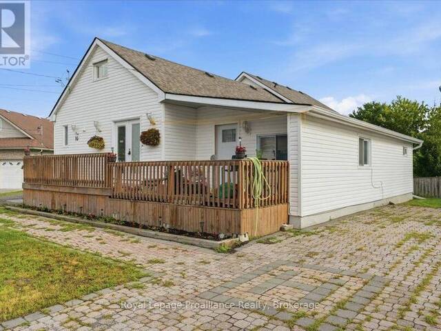 16 GRAHAM STREET Belleville Ontario, K8P 1P3 - Multi-family Home For Sale