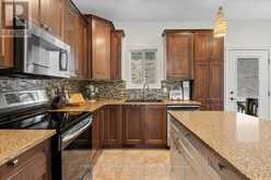 18 MCDOUGALL DRIVE | Belleville Ontario | Slide Image Thirteen