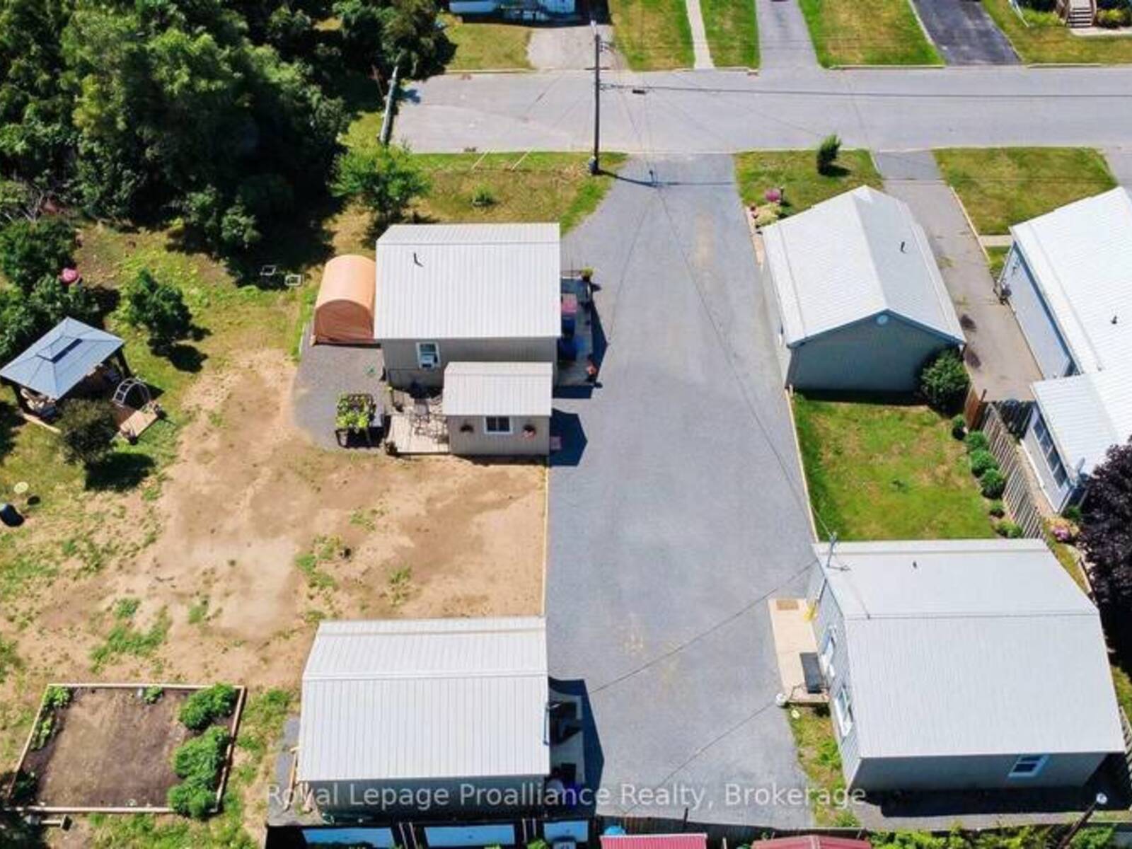 1, 1A, 3, & 3A RAMSAY AVENUE, Quinte West, Ontario K8V 2P4