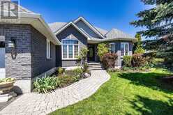 36 LORI BOULEVARD | Lindsay Ontario | Slide Image Two