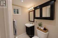 821 CRAVEN ROAD | Toronto Ontario | Slide Image Twelve