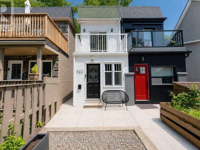 821 CRAVEN ROAD Toronto Ontario, M4L 2Z7 - 2 Bedrooms Home For Sale
