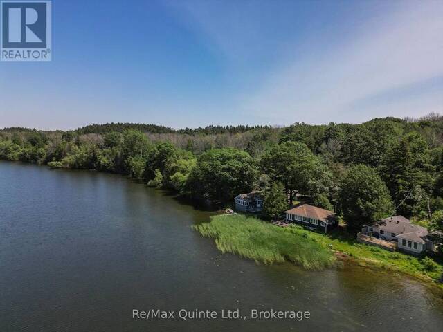 14 BAYSHORE ROAD Brighton Ontario, K0K 1H0 - 1 Bedroom Waterfront Home For sale