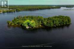 7004 ISLAND 70 | Selwyn Ontario | Slide Image Seven