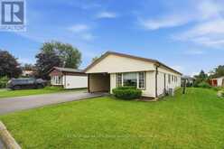 11 KILLDEER LANE | Belleville Ontario | Slide Image One