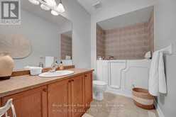 5 - 350 LAKEBREEZE DRIVE | Clarington Ontario | Slide Image Twenty-four