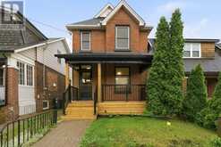 7 HEYWORTH CRESCENT | Toronto Ontario | Slide Image One