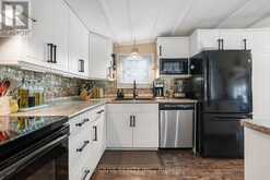 68 GLENWAY DRIVE | Kawartha Lakes Ontario | Slide Image Nine