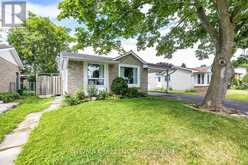 22 DEERPARK CRESCENT | Clarington Ontario | Slide Image Three