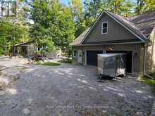 24 TED'S LANE | North Kawartha Ontario | Slide Image Four
