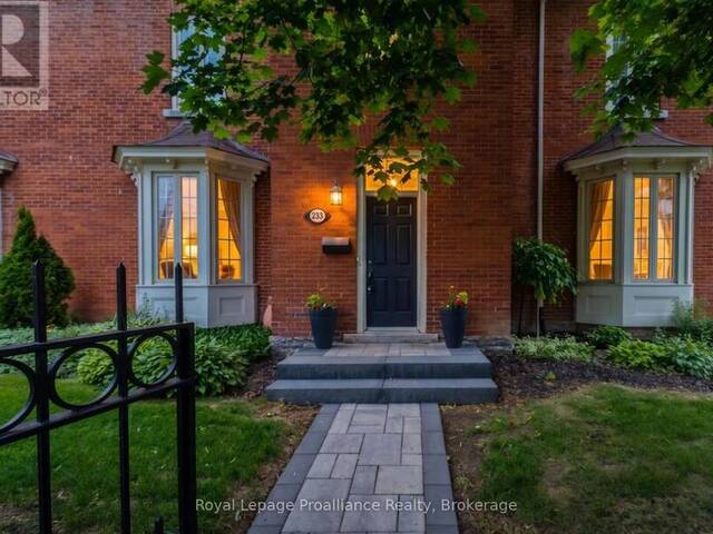 5 - 233 JOHN STREET Belleville Ontario, K8N 3G2 - 2 Bedrooms Condo For Sale