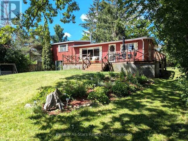 35 ALPINE STREET Lindsay Ontario, K9V 4R1 - 4 Bedrooms Waterfront Home For sale