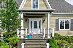 3889 BURNHAM STREET N | Cobourg Ontario | Slide Image Three