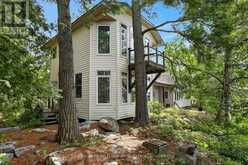 1550 ISLAND 85 STONEY LAKE | North Kawartha Ontario | Slide Image Thirty-four