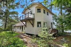 1550 ISLAND 85 STONEY LAKE | North Kawartha Ontario | Slide Image Thirty-five