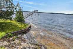 1550 ISLAND 85 STONEY LAKE | North Kawartha Ontario | Slide Image Four
