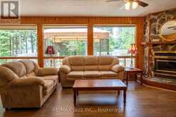 2006 SOUTH BEAVER LAKE LANE | Minden Hills Ontario | Slide Image Six
