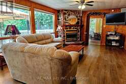 2006 SOUTH BEAVER LAKE LANE | Minden Hills Ontario | Slide Image Seven