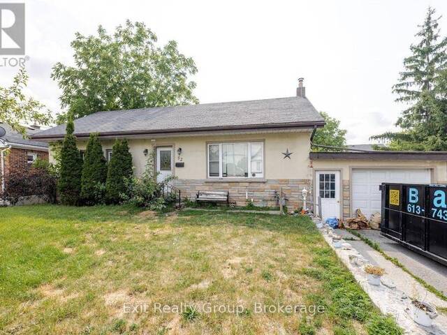 52 NORTH PARK STREET Belleville Ontario, K8P 2Y5 - 4 Bedrooms Home For Sale
