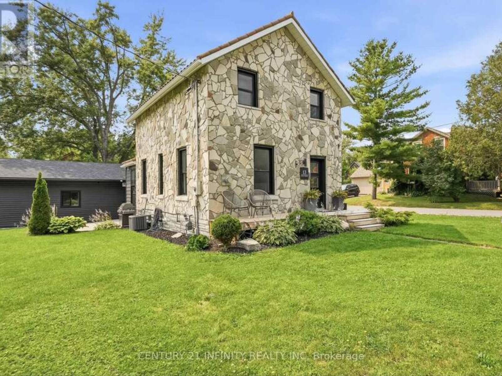 13 MAIN STREET, Cavan-Monaghan, Ontario L0A 1G0