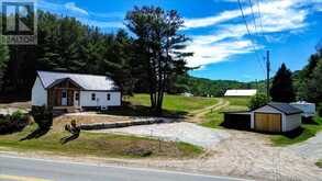 27607 HWY 62 HIGHWAY S | Bancroft Ontario | Slide Image Four