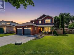 329 CHALLENGER COURT Clarington Ontario, L1B 1K4