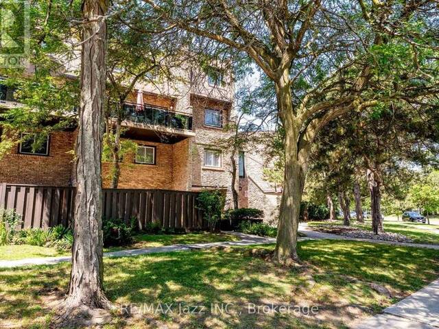 38 - 120 LING ROAD Toronto Ontario, M1E 4V9 - 3 Bedrooms Condo For Sale