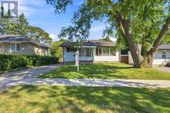 7 ADMIRAL ROAD | Ajax Ontario | Slide Image Three