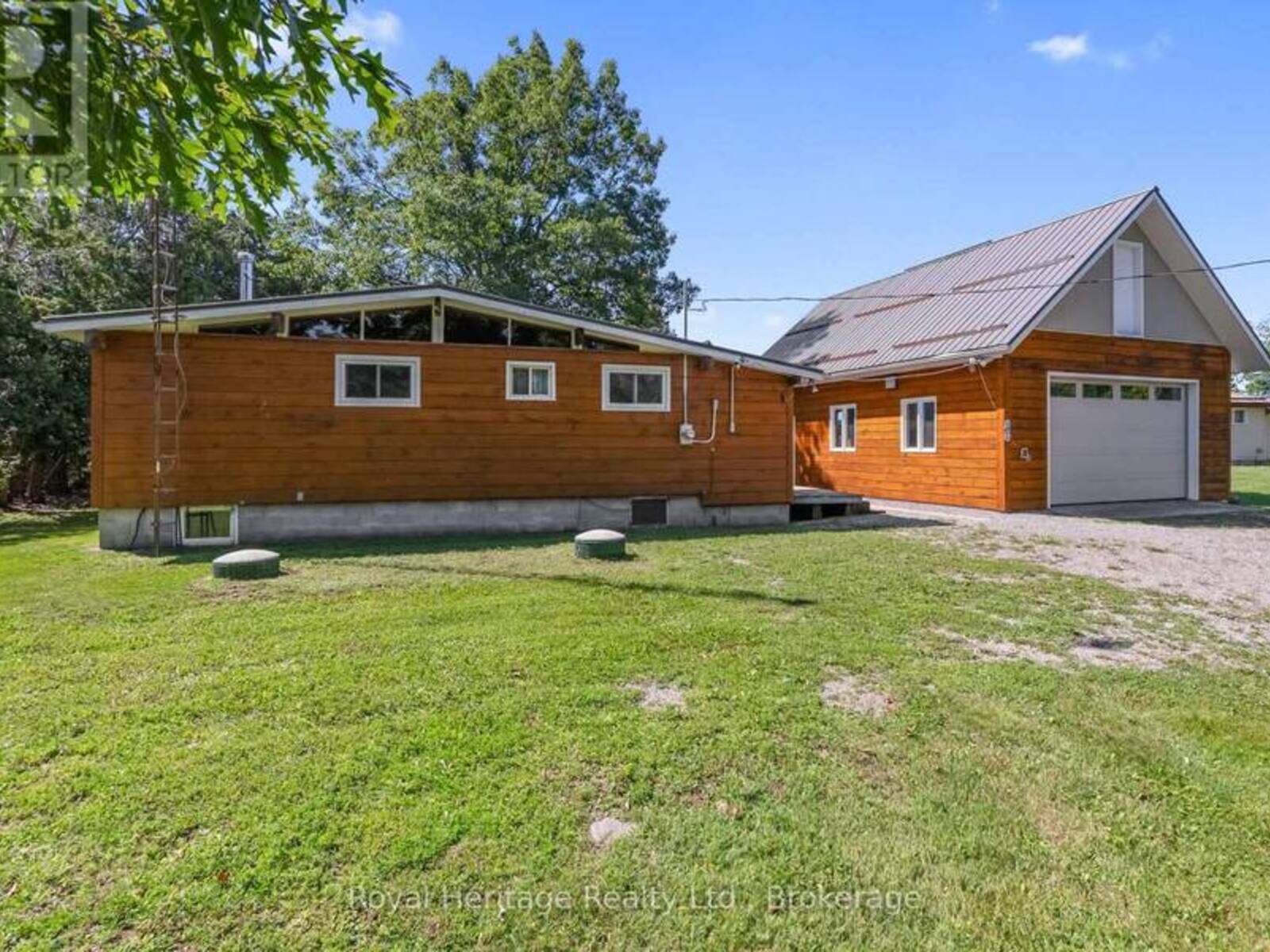 9 GOLD STREET, Fenelon Falls, Ontario K0M 1N0