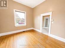 170 QUEEN STREET | Lindsay Ontario | Slide Image Twelve