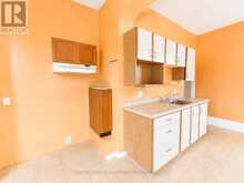 170 QUEEN STREET | Lindsay Ontario | Slide Image Nine